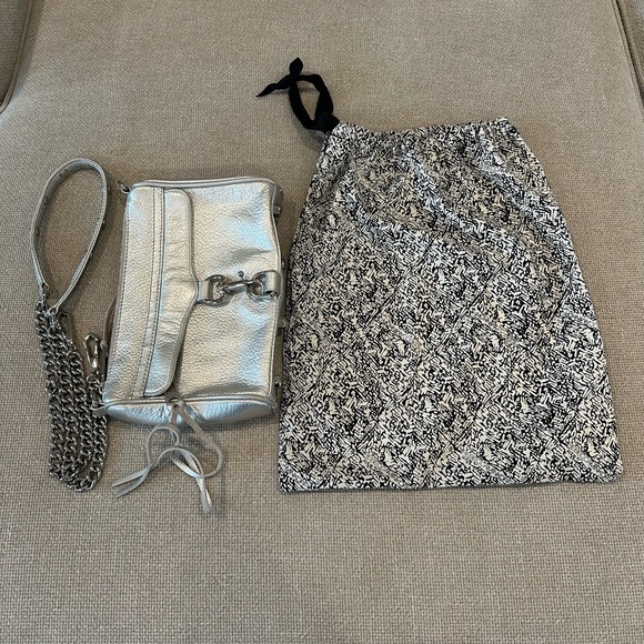 Rebecca Minkoff Silver Leather Crossbody Bag - Picture 2 of 11